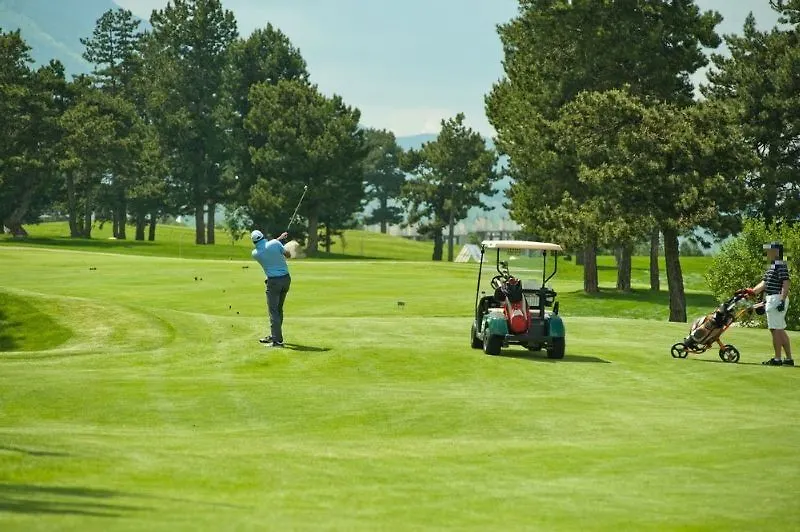 מלון בנסקו Pirin Golf & Country Club Apartments